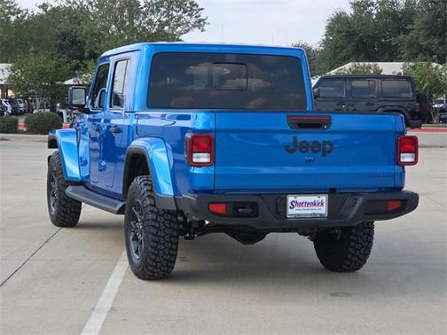 2025 Jeep Gladiator Sport