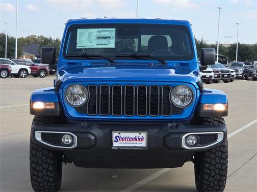 2025 Jeep Gladiator Sport