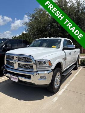 2018 RAM 2500 Laramie Crew Cab 4x4 6'4' Box