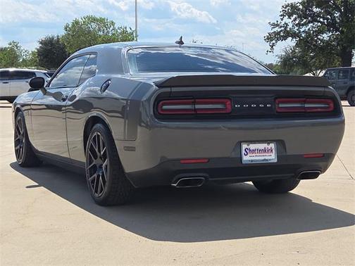 2017 Dodge Challenger R/T 392