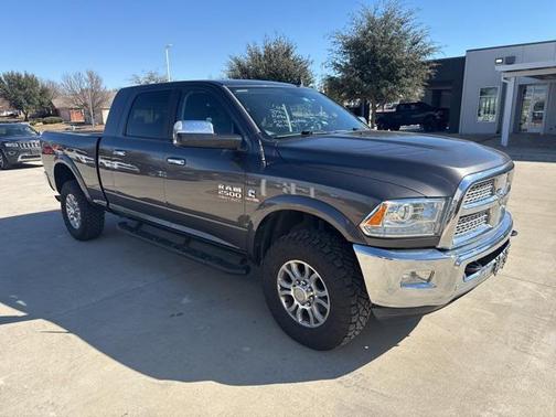 2017 RAM 2500 Laramie Mega Cab 4x4 6'4' Box