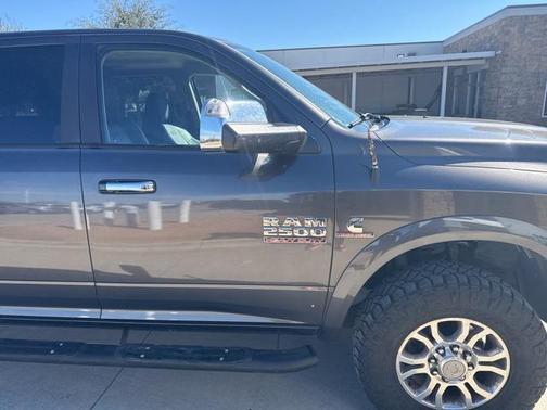 2017 RAM 2500 Laramie Mega Cab 4x4 6'4' Box