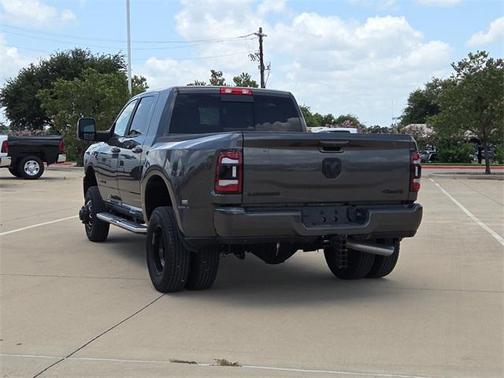 2024 RAM 3500 Laramie Mega Cab 4x4 6'4' Box