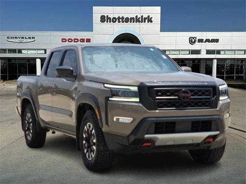 2023 Nissan Frontier PRO-X