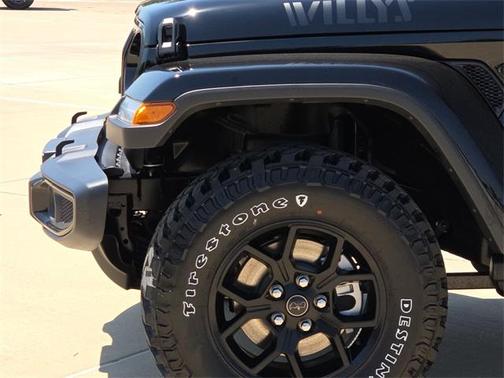 2025 Jeep Gladiator Willys