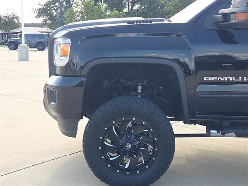 2017 GMC Sierra 2500 Denali
