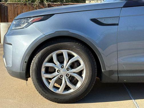 2019 Land Rover Discovery SE