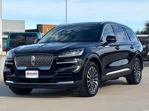 2023 Lincoln Aviator Standard AWD