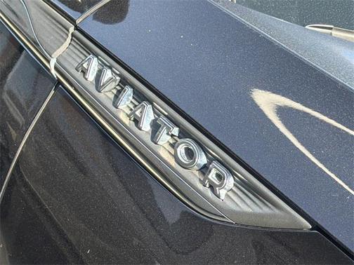 2023 Lincoln Aviator Standard AWD