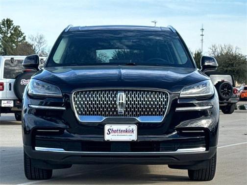 2023 Lincoln Aviator Standard AWD