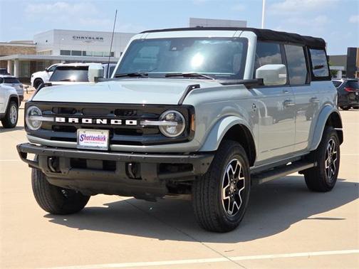 2022 Ford Bronco Outer Banks