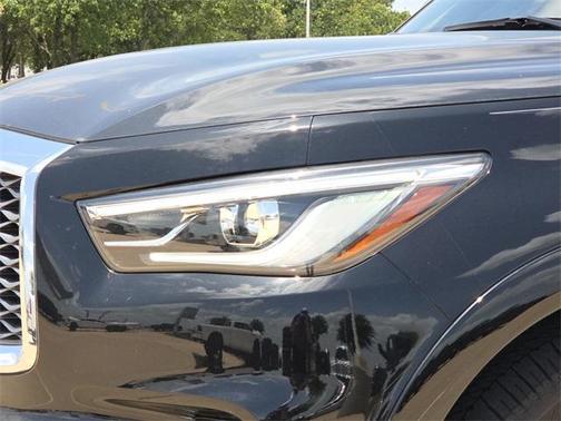 2023 INFINITI QX80 SENSORY AWD