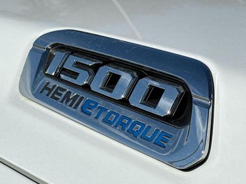 Bright White Clearcoat 2024 RAM 1500 Tradesman