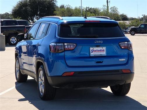 2022 Jeep Compass Latitude