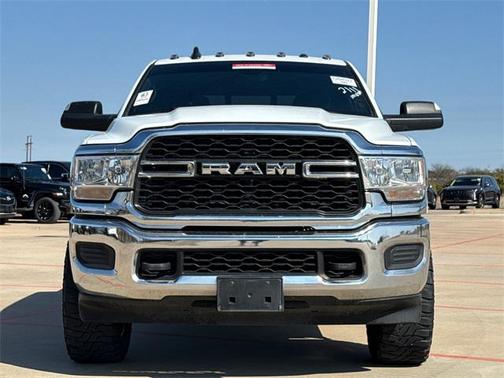 2022 RAM 2500 Tradesman Crew Cab 4x4 6'4' Box