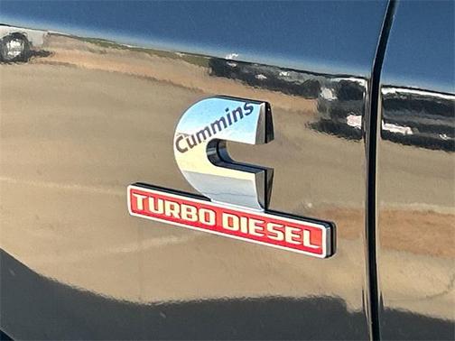2025 RAM 2500 Laramie Crew Cab 4x4 6'4' Box