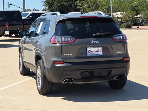 2021 Jeep Cherokee Latitude Lux