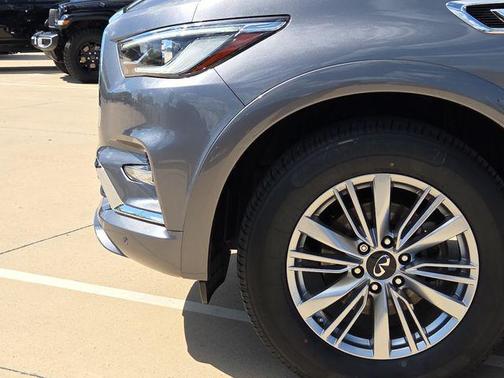 2020 INFINITI QX80 Luxe
