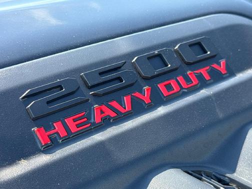 Diamond Black Crystal Pearlcoat 2027 RAM 2500 Laramie