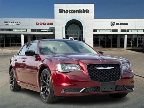 2020 Chrysler 300 Touring