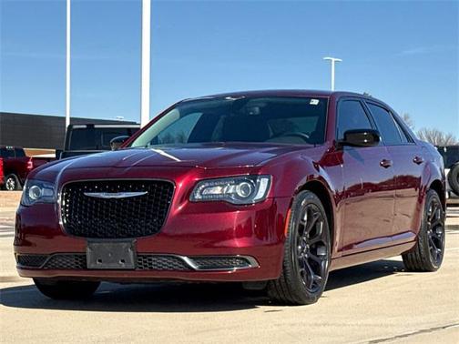 2020 Chrysler 300 Touring
