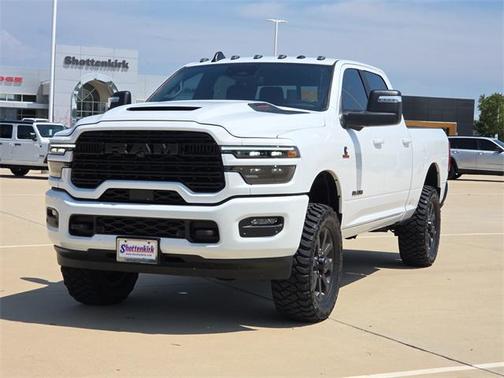 2025 RAM 2500 Laramie Crew Cab 4x4 6'4' Box