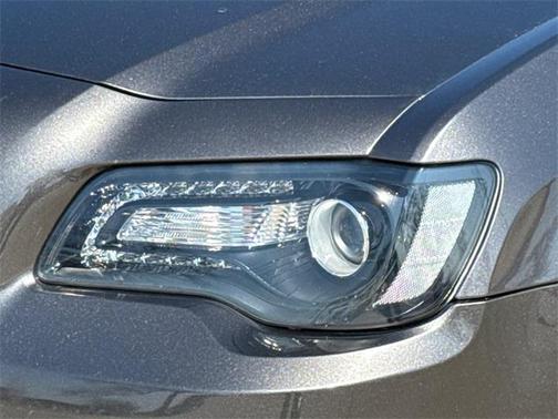 2023 Chrysler 300 Touring