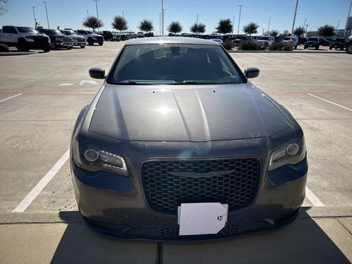 2023 Chrysler 300 Touring