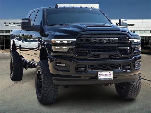 2025 RAM 2500 Laramie Crew Cab 4x4 6'4' Box