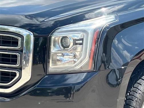 2017 GMC Yukon XL SLT