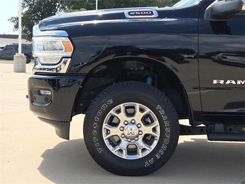 2024 RAM 2500 Laramie Crew Cab 4x4 6'4' Box