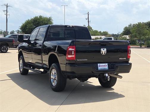 2024 RAM 2500 Laramie Crew Cab 4x4 6'4' Box