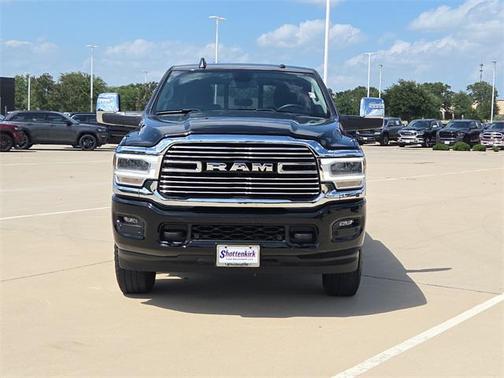 2024 RAM 2500 Laramie Crew Cab 4x4 6'4' Box