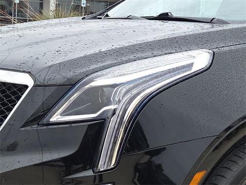 2022 Cadillac XT5 Sport