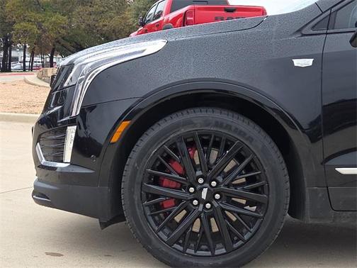 2022 Cadillac XT5 Sport