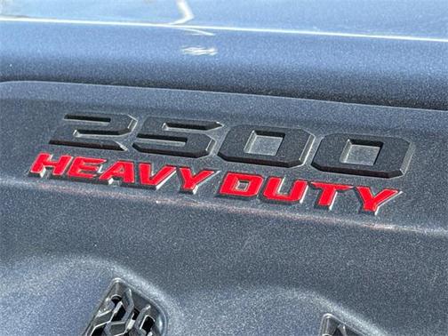 2024 RAM 2500 Laramie Crew Cab 4x4 6'4' Box