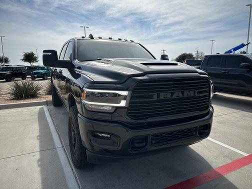 2024 RAM 2500 Laramie Crew Cab 4x4 6'4' Box