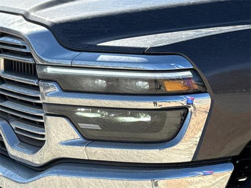 2026 RAM 3500 Laramie Crew Cab 4x4 8' Box