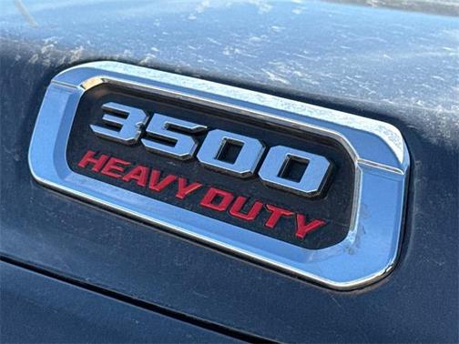 2026 RAM 3500 Laramie Crew Cab 4x4 8' Box