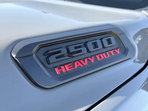 2026 RAM 2500 Lone Star Crew Cab 4x4 6'4' Box