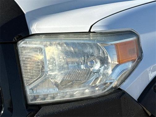 2014 Toyota Tundra SR5