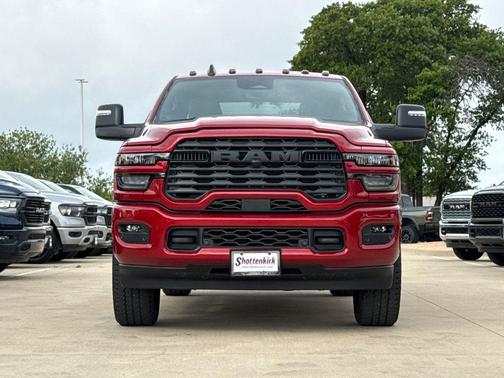 Molten Red Pearlcoat 2026 RAM 2500 Lone Star Crew Cab 4x4 6'4' Box