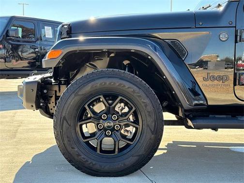 2023 Jeep Gladiator Sport