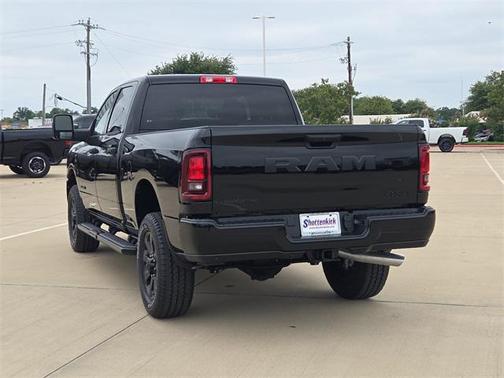 2025 RAM 2500 Lone Star Crew Cab 4x4 6'4' Box