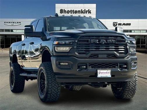 2026 RAM 2500 Tradesman Crew Cab 4x4 6'4' Box