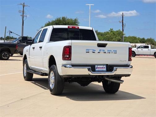 2025 RAM 2500 Tradesman Crew Cab 4x4 6'4' Box