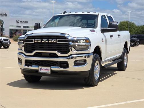 2025 RAM 2500 Tradesman Crew Cab 4x4 6'4' Box