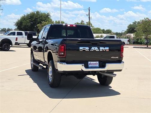 2025 RAM 2500 Tradesman Crew Cab 4x4 6'4' Box