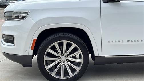 2022 Jeep Grand Wagoneer Series II