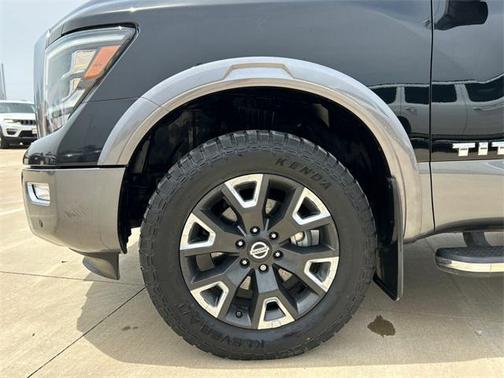 2021 Nissan Titan Platinum Reserve